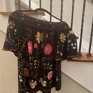 Flying Tomato Off the Shoulder Colorful Short Sleeved Top Size Medium